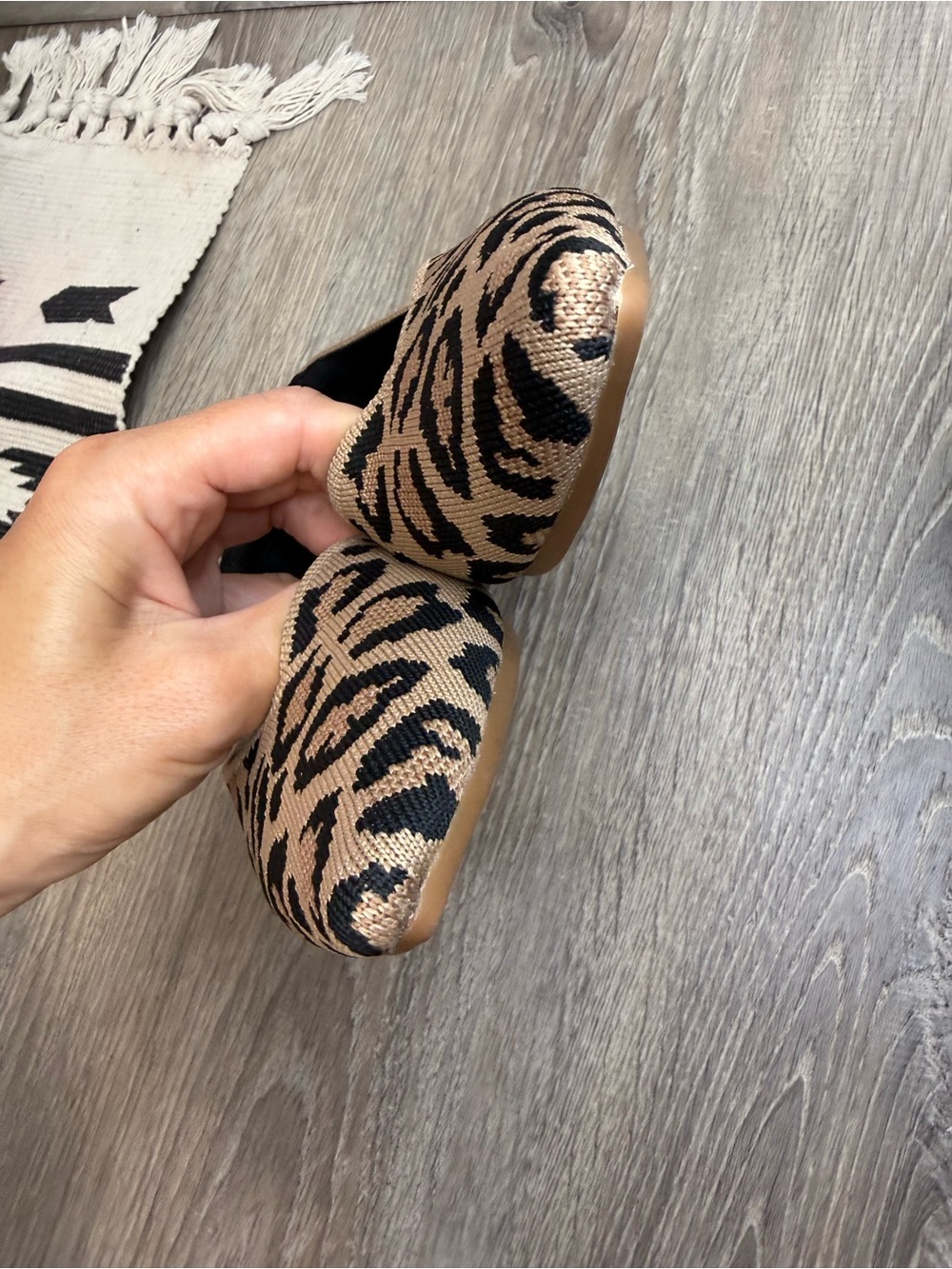 Vivaia Melia Animal Print Leopard Pointed Toe Ballet Flats Size EU 39 - Picture 8 of 10
